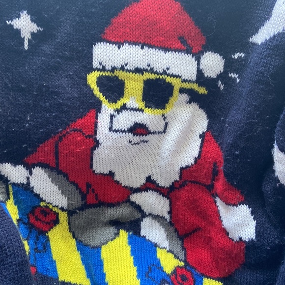 Ugly Christmas Sweater 💛 - Picture 2 of 2